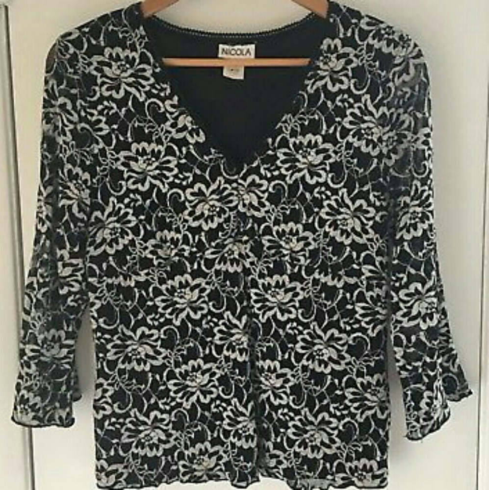 Nicola.  Black Floral Stretch Lace Top